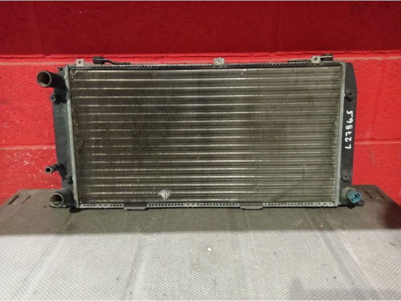 Recambio de radiador agua para audi 80 (811/813) 1.8 referencia OEM IAM   