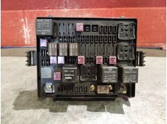 Recambio de caja reles fusibles para ssangyong rexton rx 270 full | 08.03 - 12.06 rx 270 full | 08.03 - 12.06 referencia OEM IAM