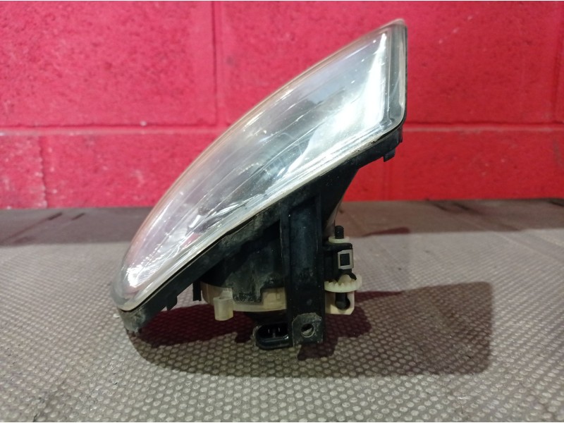 Recambio de faro antiniebla derecho para ford mondeo 2.0 tdci 140 ghia auto referencia OEM IAM    Recambio de faro antiniebla derecho para ford mondeo 2.0 tdci 140 ghia auto referencia OEM IAM