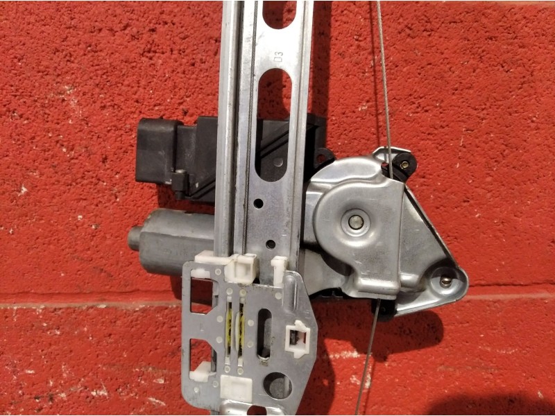 Recambio de elevalunas delantero izquierdo para mercedes clase a a 170 cdi classic referencia OEM IAM    Recambio de elevalunas delantero izquierdo para mercedes clase a a 170 cdi classic referencia OEM IAM