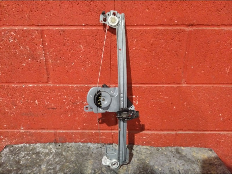 Recambio de elevalunas delantero izquierdo para citroen c3 1.4 hdi vivace referencia OEM IAM    Recambio de elevalunas delantero izquierdo para citroen c3 1.4 hdi vivace referencia OEM IAM