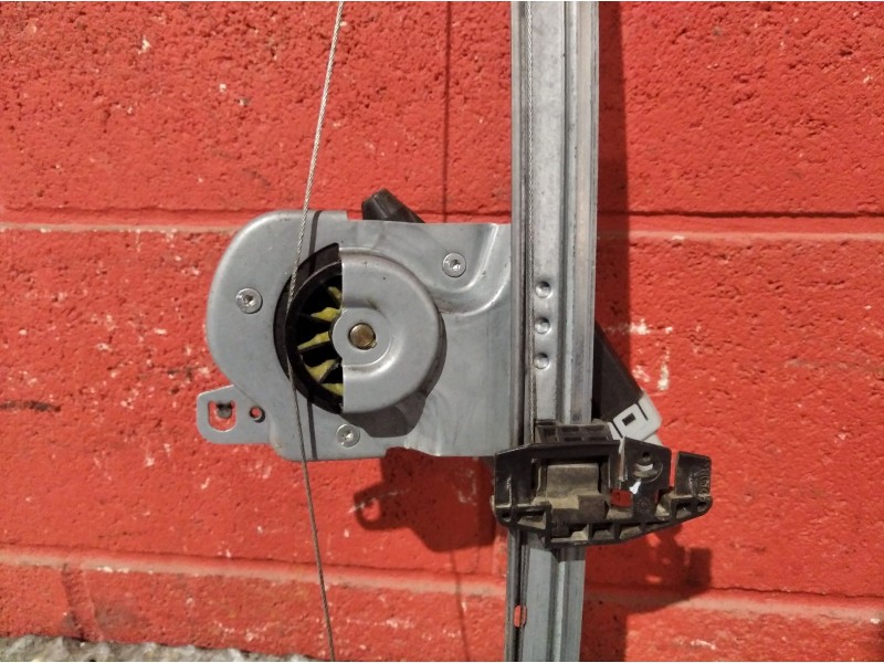 Recambio de elevalunas delantero izquierdo para citroen c3 1.4 hdi vivace referencia OEM IAM    Recambio de elevalunas delantero izquierdo para citroen c3 1.4 hdi vivace referencia OEM IAM