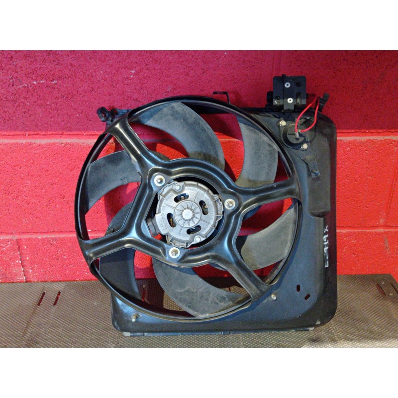 Recambio de electroventilador para renault clio i fase i+ii (b/c57) 1.4 alize | 0.91 - ... 1.4 alize | 0.91 - ... referencia OEM