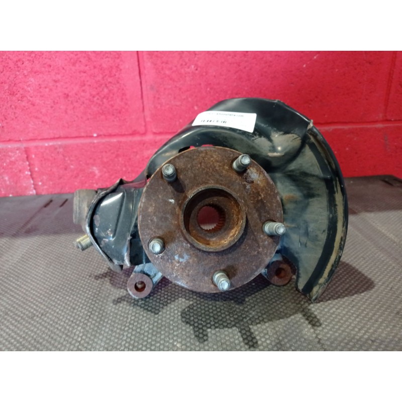 Recambio de mangueta delantera derecha para toyota rav 4 (a2) 1.8 luna | 05.00 - 12.03 1.8 luna | 05.00 - 12.03 referencia OEM I