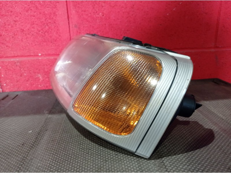 Recambio de faro izquierdo para land rover freelander referencia OEM IAM   