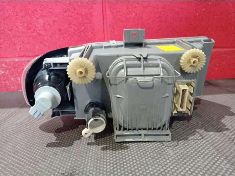 Recambio de faro izquierdo para seat ibiza (6k)  | 0.93 - 0.99  | 0.93 - 0.99 referencia OEM IAM   