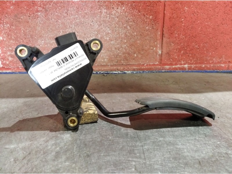 Recambio de potenciometro pedal para renault megane ii berlina 3p  | 0.02 - 0.09  | 0.02 - 0.09 referencia OEM IAM 8200153270  