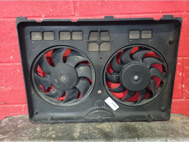 Recambio de electroventilador para audi 100 (431/433/435) 1.6 básico berlina referencia OEM IAM    Recambio de electroventilador para audi 100 (431/433/435) 1.6 básico berlina referencia OEM IAM