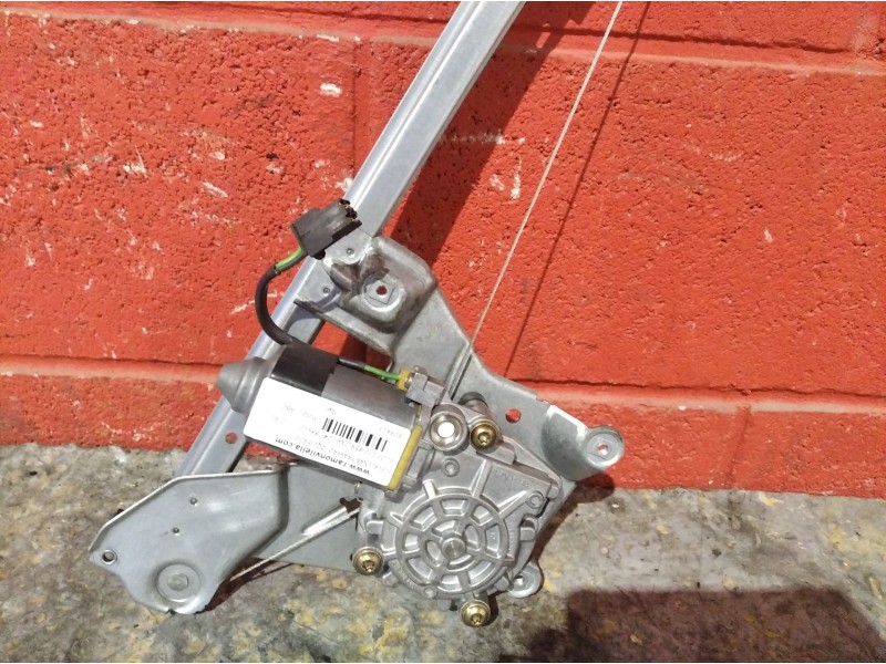 Recambio de elevalunas trasero izquierdo para audi 100 berlina (c4) básico | 0.90 - ... referencia OEM IAM    Recambio de elevalunas trasero izquierdo para audi 100 berlina (c4) básico | 0.90 - ... referencia OEM IAM