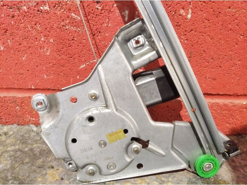 Recambio de elevalunas trasero izquierdo para audi 100 berlina (c4) básico | 0.90 - ... referencia OEM IAM    Recambio de elevalunas trasero izquierdo para audi 100 berlina (c4) básico | 0.90 - ... referencia OEM IAM