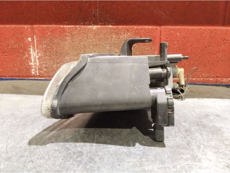 Recambio de faro derecho para chrysler voyager (es) 2.5 td | 10.94 - ... 2.5 td | 10.94 - ... referencia OEM IAM   