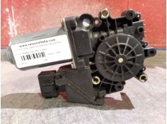 Recambio de motor elevalunas delantero izquierdo para audi a4 berlina (b5) 2.6 referencia OEM IAM