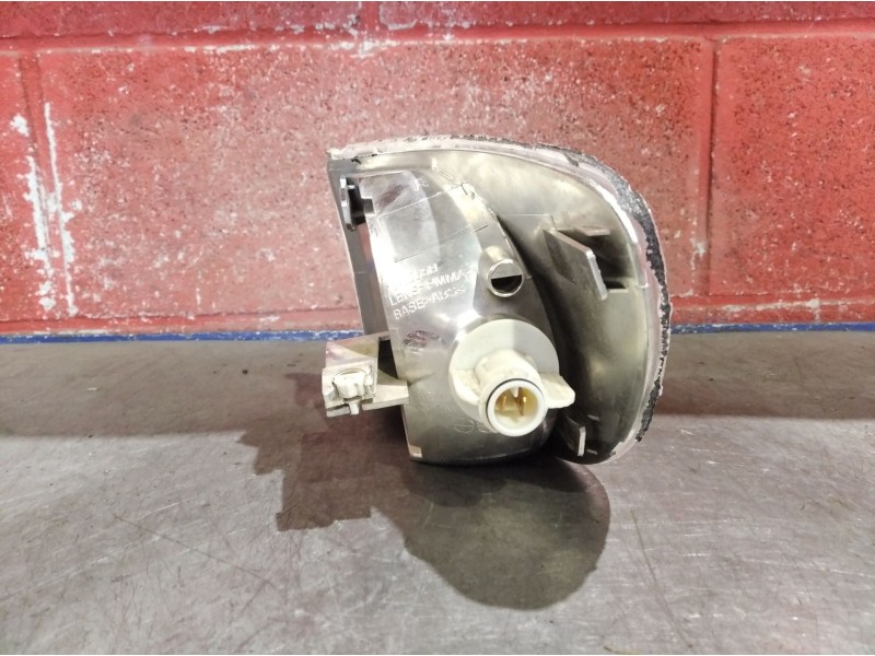 Recambio de piloto delantero derecho para audi 100 berlina (c4) básico | 0.90 - ... referencia OEM IAM    Recambio de piloto delantero derecho para audi 100 berlina (c4) básico | 0.90 - ... referencia OEM IAM