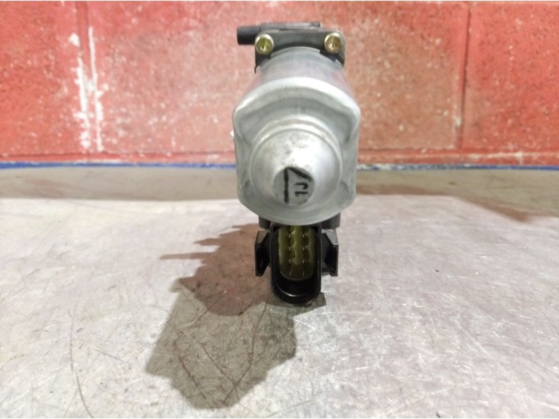 Recambio de motor elevalunas delantero izquierdo para audi a4 berlina (b5) 2.6 referencia OEM IAM   