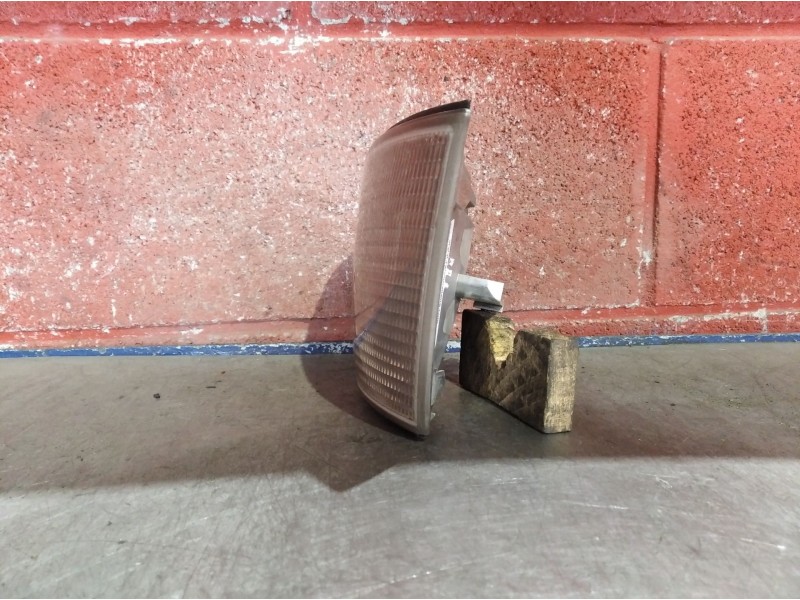 Recambio de piloto delantero izquierdo para audi 100 berlina (c4) básico | 0.90 - ... referencia OEM IAM    Recambio de piloto delantero izquierdo para audi 100 berlina (c4) básico | 0.90 - ... referencia OEM IAM