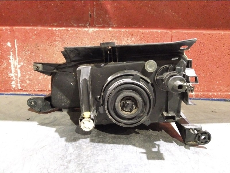 Recambio de faro derecho para citroen berlingo 2.0 hdi sx familiar referencia OEM IAM   