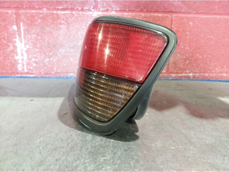 Recambio de piloto trasero derecho para peugeot 306 berlina 3/4/5 puertas (s2) 1.9 diesel | 0.97 - ... 1.9 diesel | 0.97 - ... r