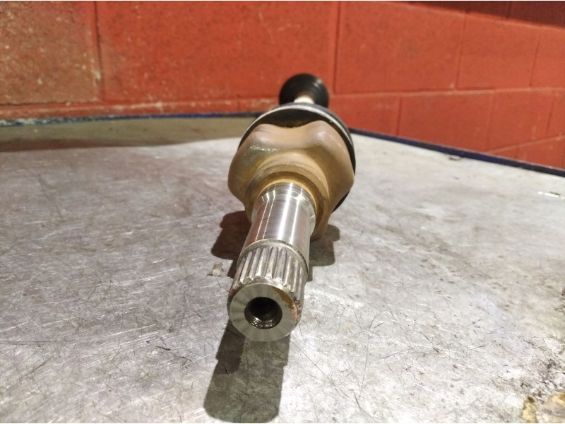 Recambio de transmision delantera derecha para citroen c3 1.4 satisfaction referencia OEM IAM    Recambio de transmision delantera derecha para citroen c3 1.4 satisfaction referencia OEM IAM