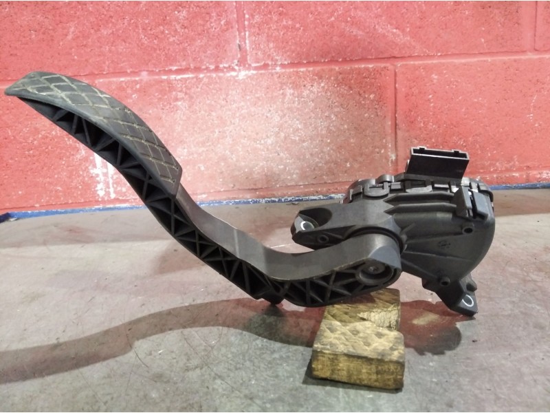 Recambio de pedal acelerador para volkswagen passat berlina (3b3) highline | 10.00 - 12.05 highline | 10.00 - 12.05 referencia O