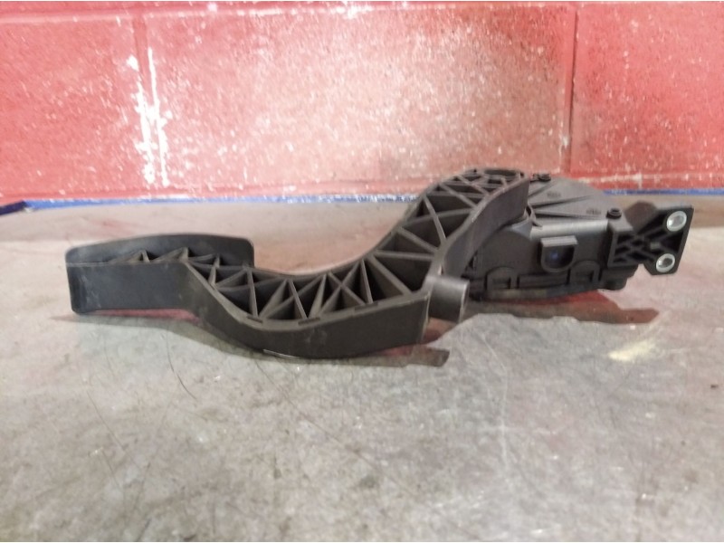 Recambio de pedal acelerador para volkswagen passat berlina (3b3) highline | 10.00 - 12.05 highline | 10.00 - 12.05 referencia O