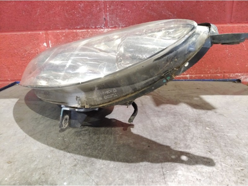 Recambio de faro izquierdo para peugeot 407 sw  | 0.04 - ...  | 0.04 - ... referencia OEM IAM   
