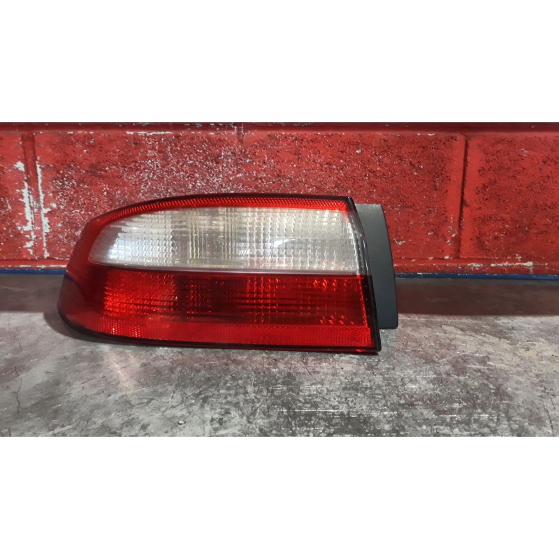 Recambio de piloto trasero izquierdo para renault laguna ii (bg0) authentique | 0.01 - ... authentique | 0.01 - ... referencia O