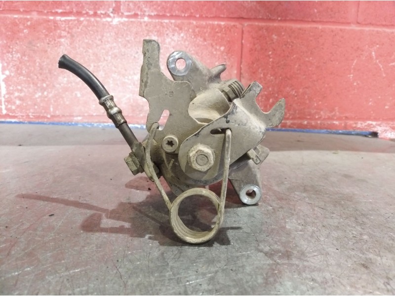 Recambio de pinza freno trasera derecha para audi a6 2.5 tdi 6 vel referencia OEM IAM    Recambio de pinza freno trasera derecha para audi a6 2.5 tdi 6 vel referencia OEM IAM