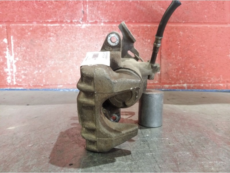 Recambio de pinza freno trasera derecha para audi a6 2.5 tdi 6 vel referencia OEM IAM    Recambio de pinza freno trasera derecha para audi a6 2.5 tdi 6 vel referencia OEM IAM