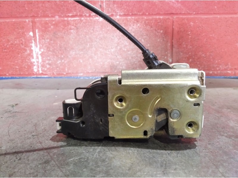 Recambio de cerradura puerta delantera derecha para citroen c3 referencia OEM IAM    Recambio de cerradura puerta delantera derecha para citroen c3 referencia OEM IAM