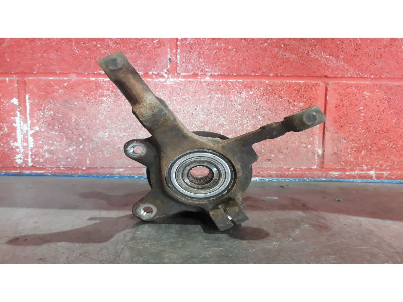 Recambio de mangueta delantera derecha para renault 19 (b/c/l53)  | 0.92 - 0.96  | 0.92 - 0.96 referencia OEM IAM   