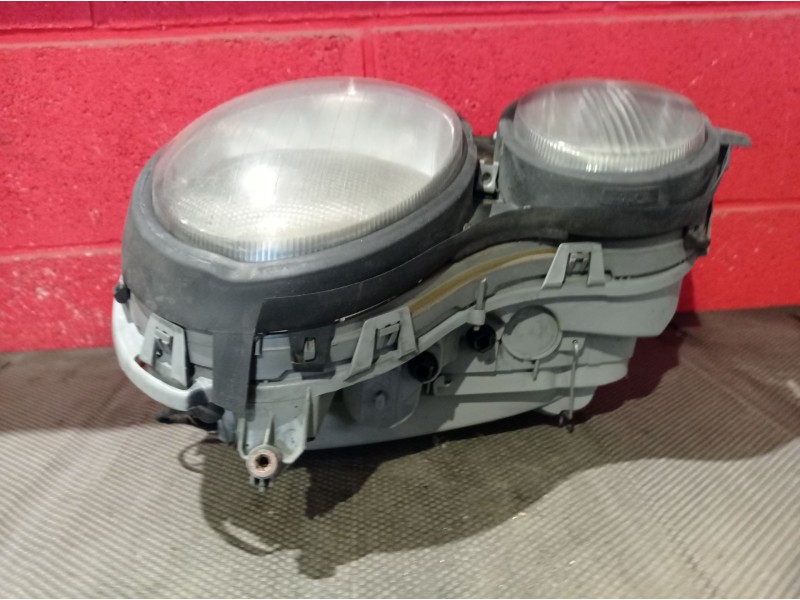 Recambio de faro izquierdo para mercedes clase e (w210) berlina diesel 3.0 turbodiesel cat referencia OEM IAM    Recambio de faro izquierdo para mercedes clase e (w210) berlina diesel 3.0 turbodiesel cat referencia OEM IAM