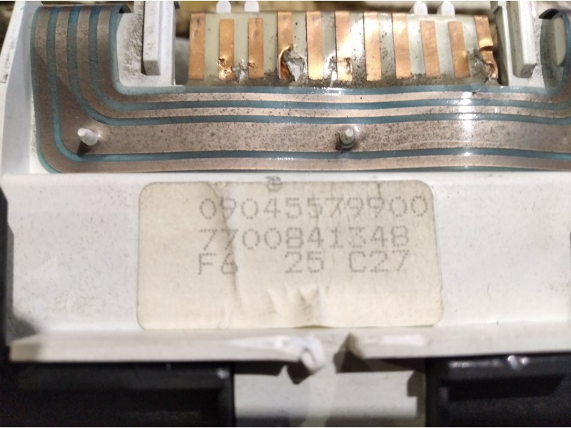 Recambio de cuadro instrumentos para renault clio 1.2 referencia OEM IAM 09045579900  