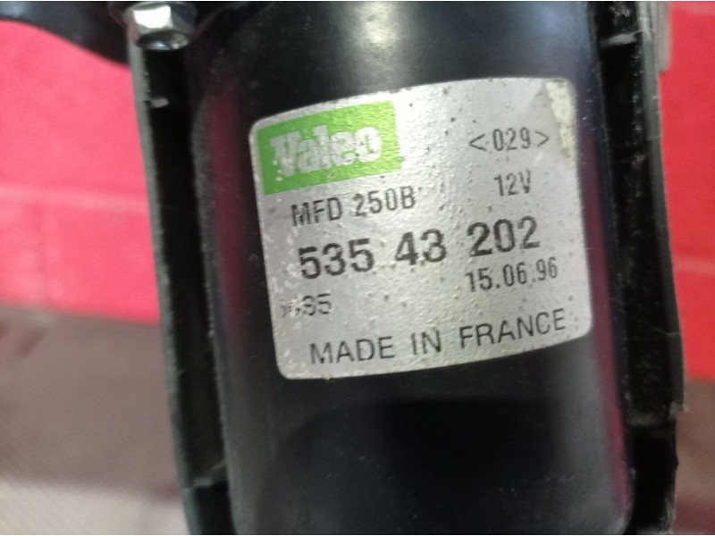 Recambio de motor limpia delantero para renault clio 1.2 referencia OEM IAM   