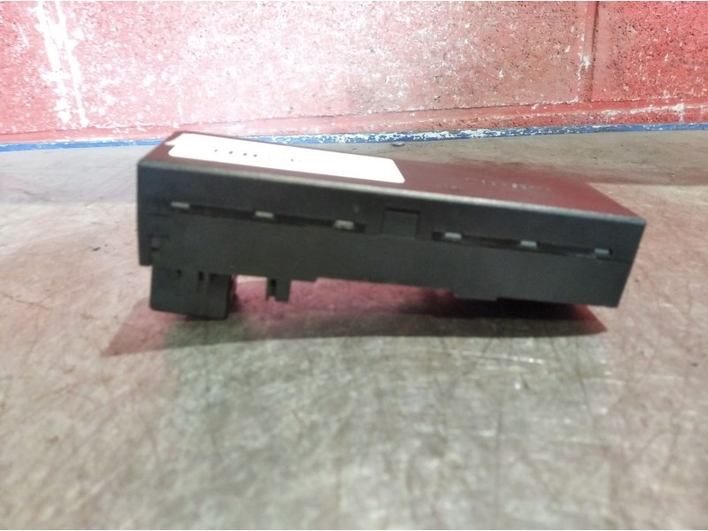 Recambio de caja reles fusibles para mercedes clase e (w210) berlina diesel 3.0 turbodiesel cat referencia OEM IAM A0005400172  
