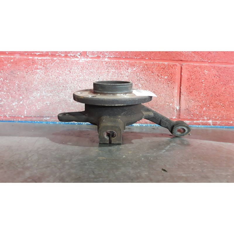 Recambio de mangueta delantera izquierda para renault 19 (b/c/l53)  | 0.92 - 0.96  | 0.92 - 0.96 referencia OEM IAM   