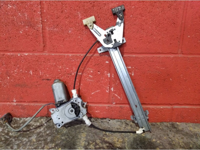 Recambio de elevalunas trasero izquierdo para nissan primera berlina (p11) 2.0 turbodiesel cat | 0.96 - ... 2.0 turbodiesel cat 