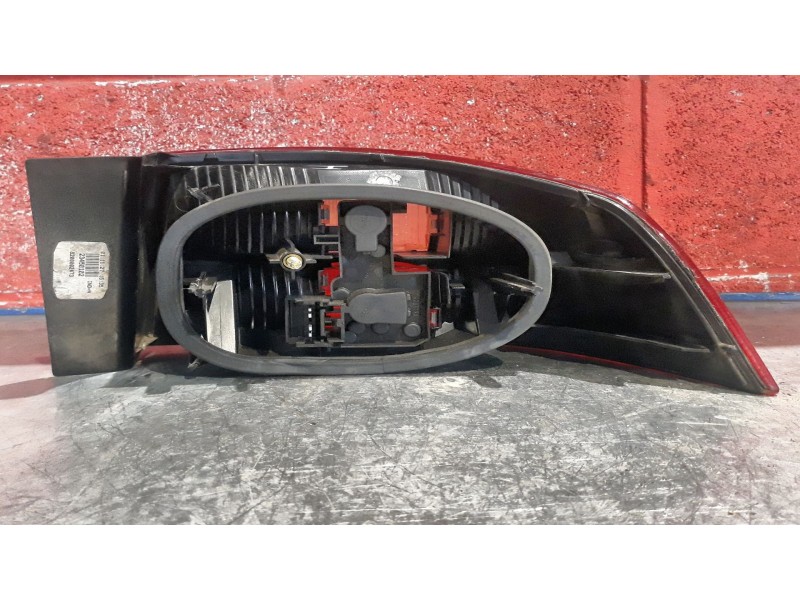 Recambio de piloto trasero izquierdo para renault laguna ii (bg0) authentique | 0.01 - ... authentique | 0.01 - ... referencia O