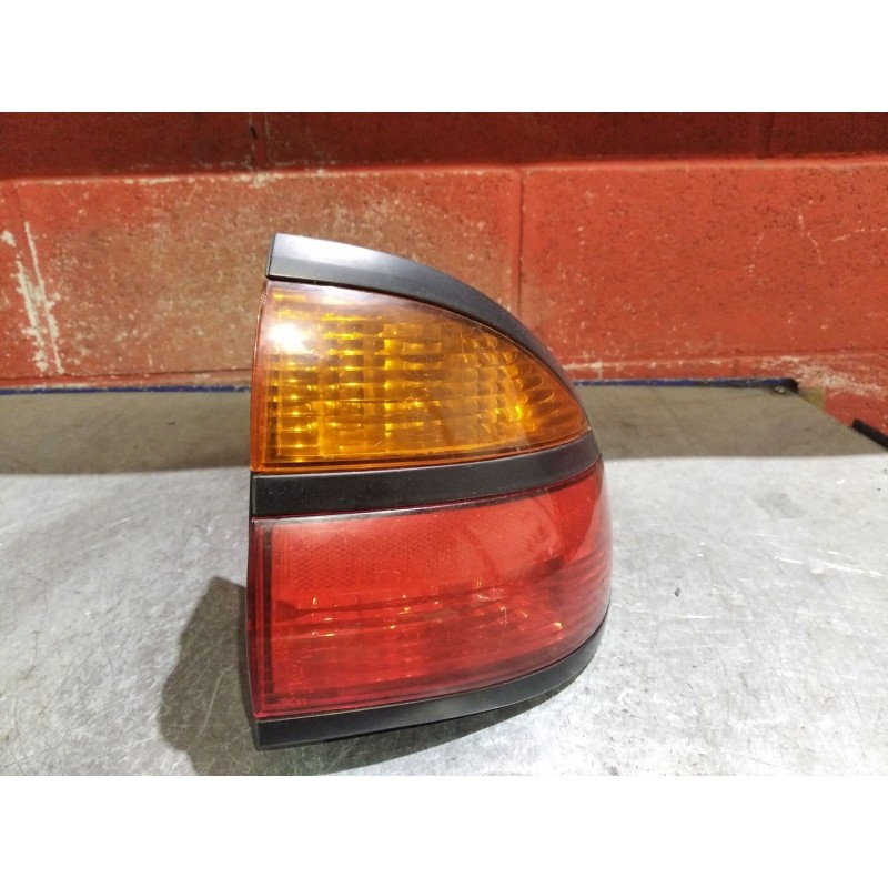 Recambio de piloto trasero derecho para renault laguna (b56) 1.6 | 0.98 - ... 1.6 | 0.98 - ... referencia OEM IAM   