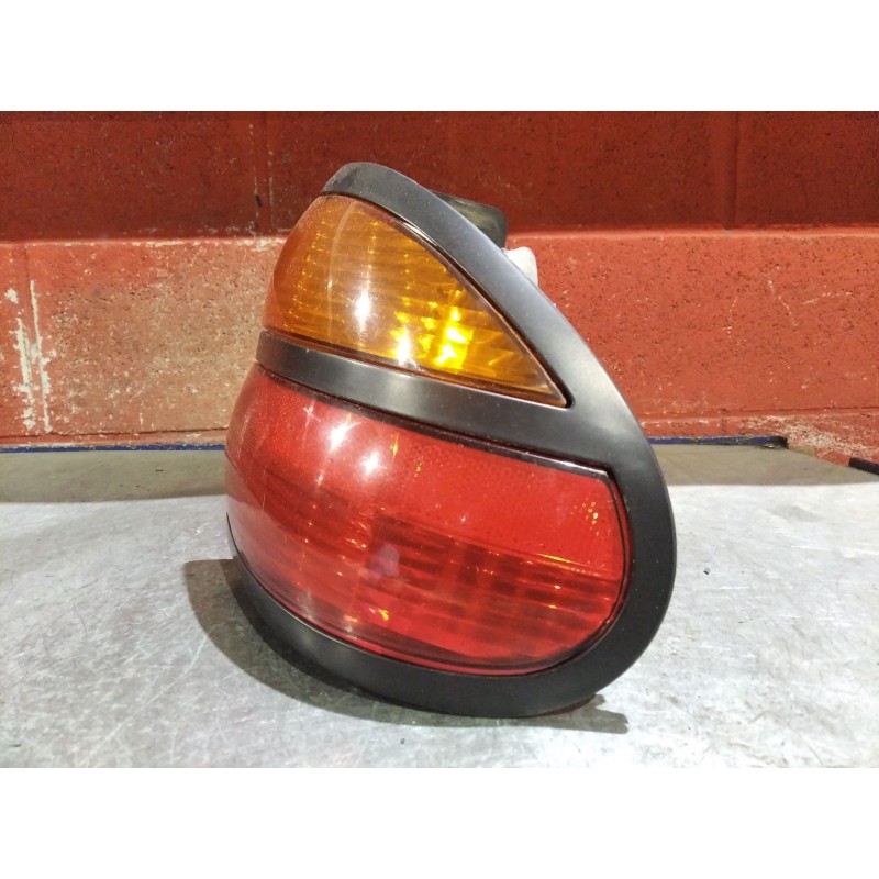 Recambio de piloto trasero derecho para renault laguna (b56) 1.6 | 0.98 - ... 1.6 | 0.98 - ... referencia OEM IAM   
