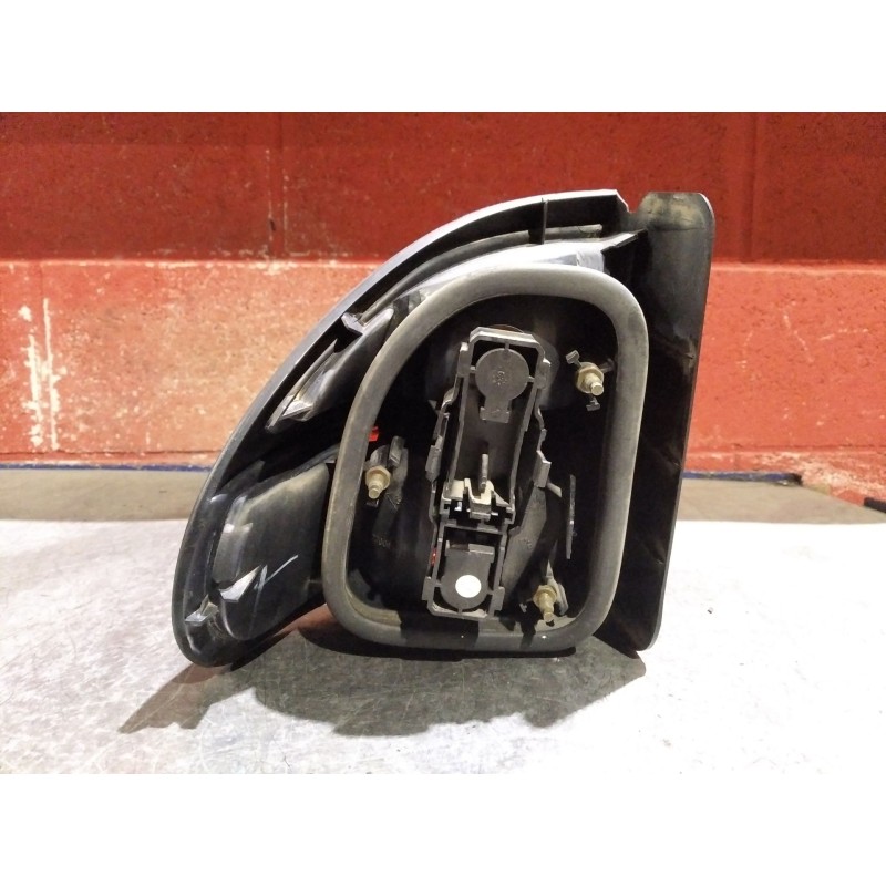 Recambio de piloto trasero derecho para renault laguna (b56) 1.6 | 0.98 - ... 1.6 | 0.98 - ... referencia OEM IAM   