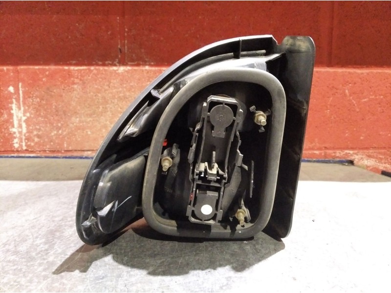Recambio de piloto trasero derecho para renault laguna (b56) 1.6 | 0.98 - ... 1.6 | 0.98 - ... referencia OEM IAM   
