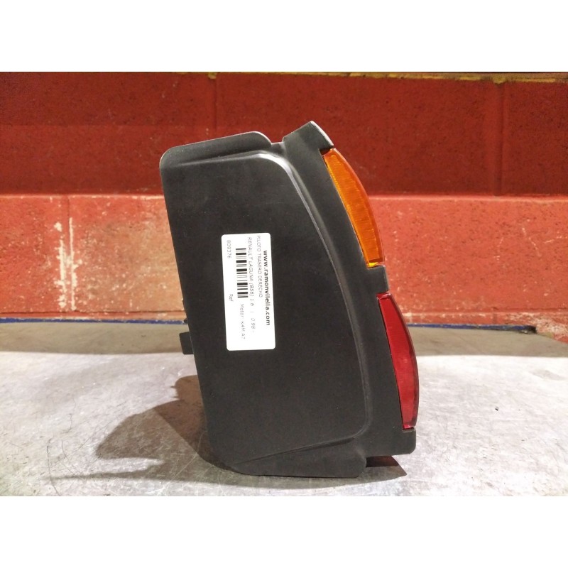 Recambio de piloto trasero derecho para renault laguna (b56) 1.6 | 0.98 - ... 1.6 | 0.98 - ... referencia OEM IAM   