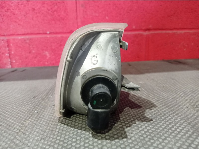 Recambio de piloto delantero izquierdo para peugeot 405 berlina referencia OEM IAM    Recambio de piloto delantero izquierdo para peugeot 405 berlina referencia OEM IAM