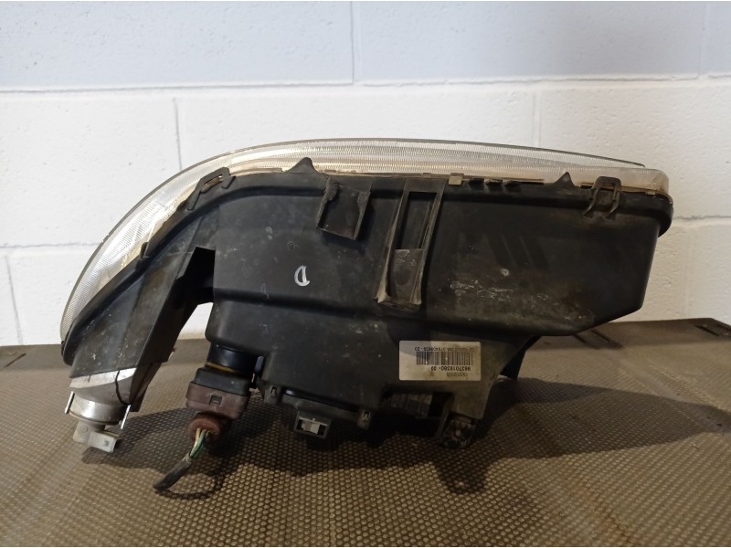 Recambio de faro derecho para citroen xsara coupe 1.9 td vts referencia OEM IAM   