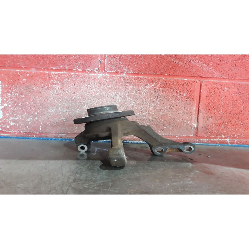 Recambio de mangueta delantera izquierda para renault 19 (b/c/l53)  | 0.92 - 0.96  | 0.92 - 0.96 referencia OEM IAM   