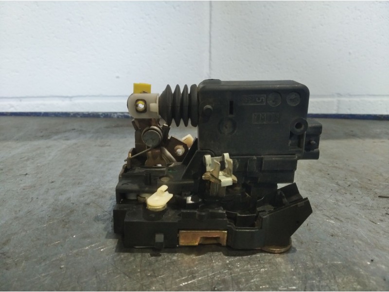 Recambio de cerradura puerta delantera derecha para renault kangoo (f/kc0) referencia OEM IAM   