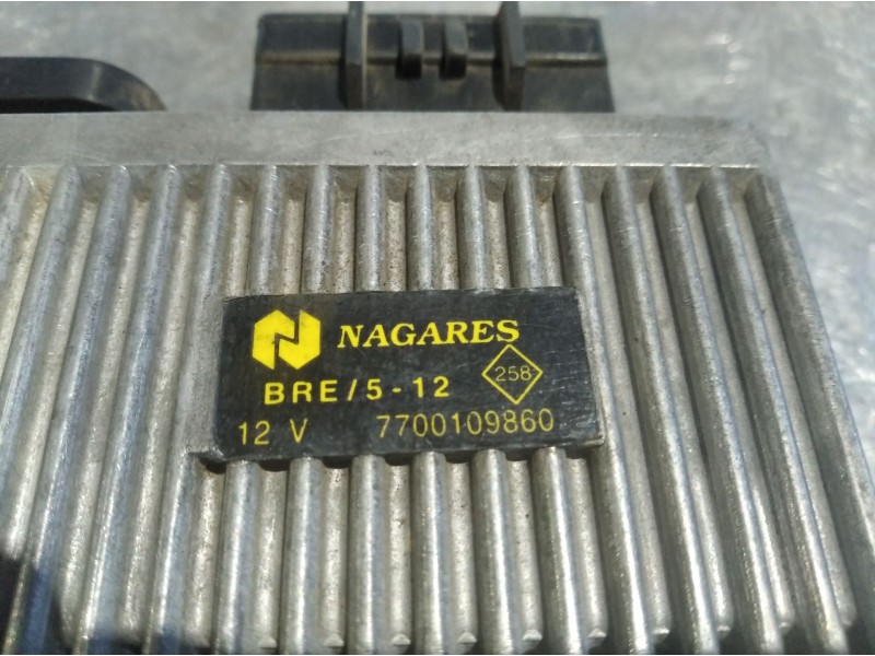 Recambio de caja precalentamiento para renault kangoo (f/kc0) referencia OEM IAM 7700109860  