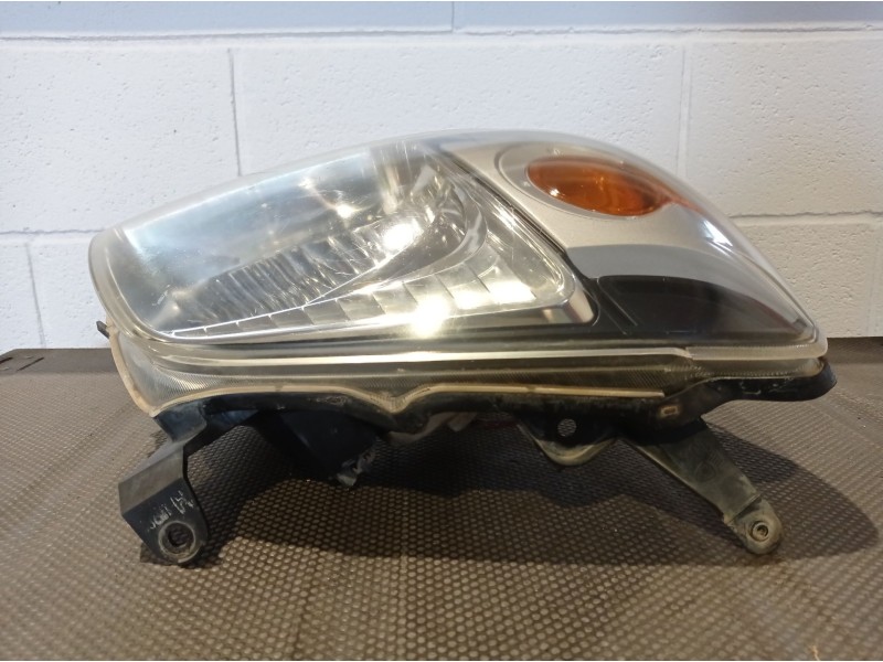 Recambio de faro derecho para mazda bt-50 (un)  | 0.06 - ...  | 0.06 - ... referencia OEM IAM    Recambio de faro derecho para mazda bt-50 (un)  | 0.06 - ...  | 0.06 - ... referencia OEM IAM