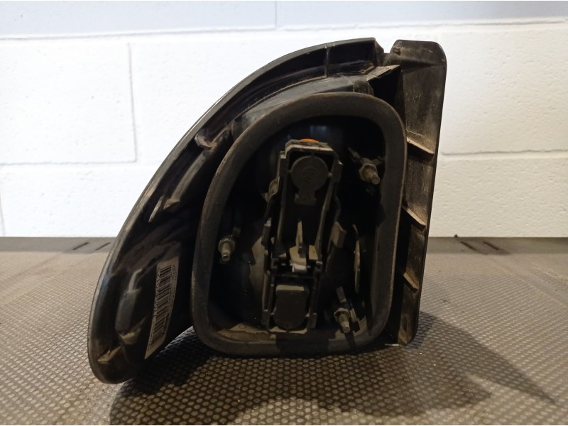 Recambio de piloto trasero derecho para renault laguna (b56) referencia OEM IAM   