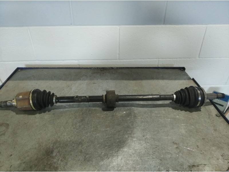 Recambio de transmision delantera derecha para nissan almera tino (v10m) básico | 0.00 - ... básico | 0.00 - ... referencia OEM 